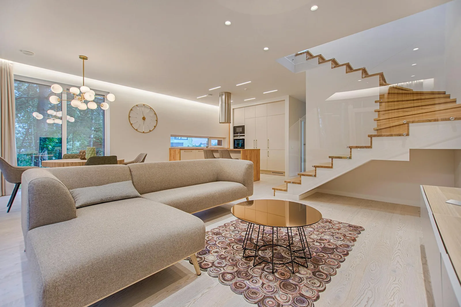 Serviced apartment living space