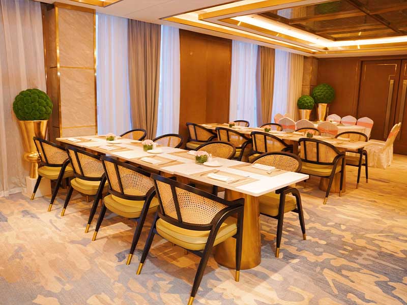 Custom hotel guestroom furniture production